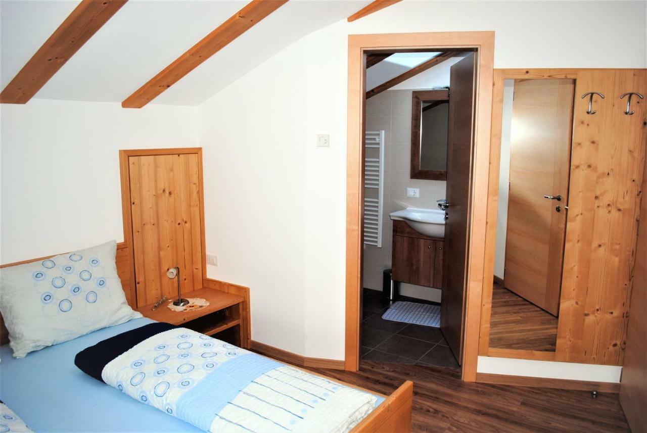 Finggeneislerhof Apartment วิลลานโดร ภายนอก รูปภาพ