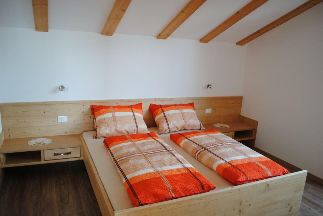 Finggeneislerhof Apartment วิลลานโดร ภายนอก รูปภาพ